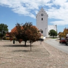 Kirche in Sæby in der nähe des Hafens