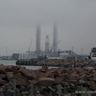 Bohrinsel im Nebel