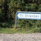 Schild Richtung Strand