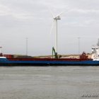 Frachtschiff im Hafen von Hvide Sande