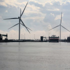 Windräder am Hafen